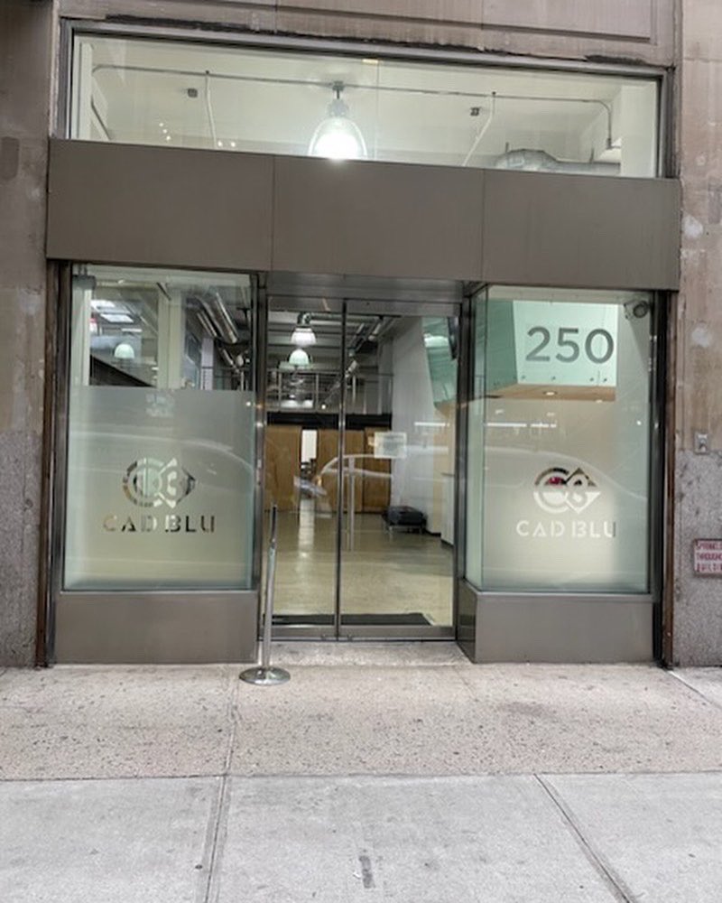 nywindowfilm's tweet photo. @cadblu custom cut logo clear with custom line pattern for privacy. All we need is artwork and the vision comes to life 🖼🤩 https://t.co/ZpN97gq8Mc