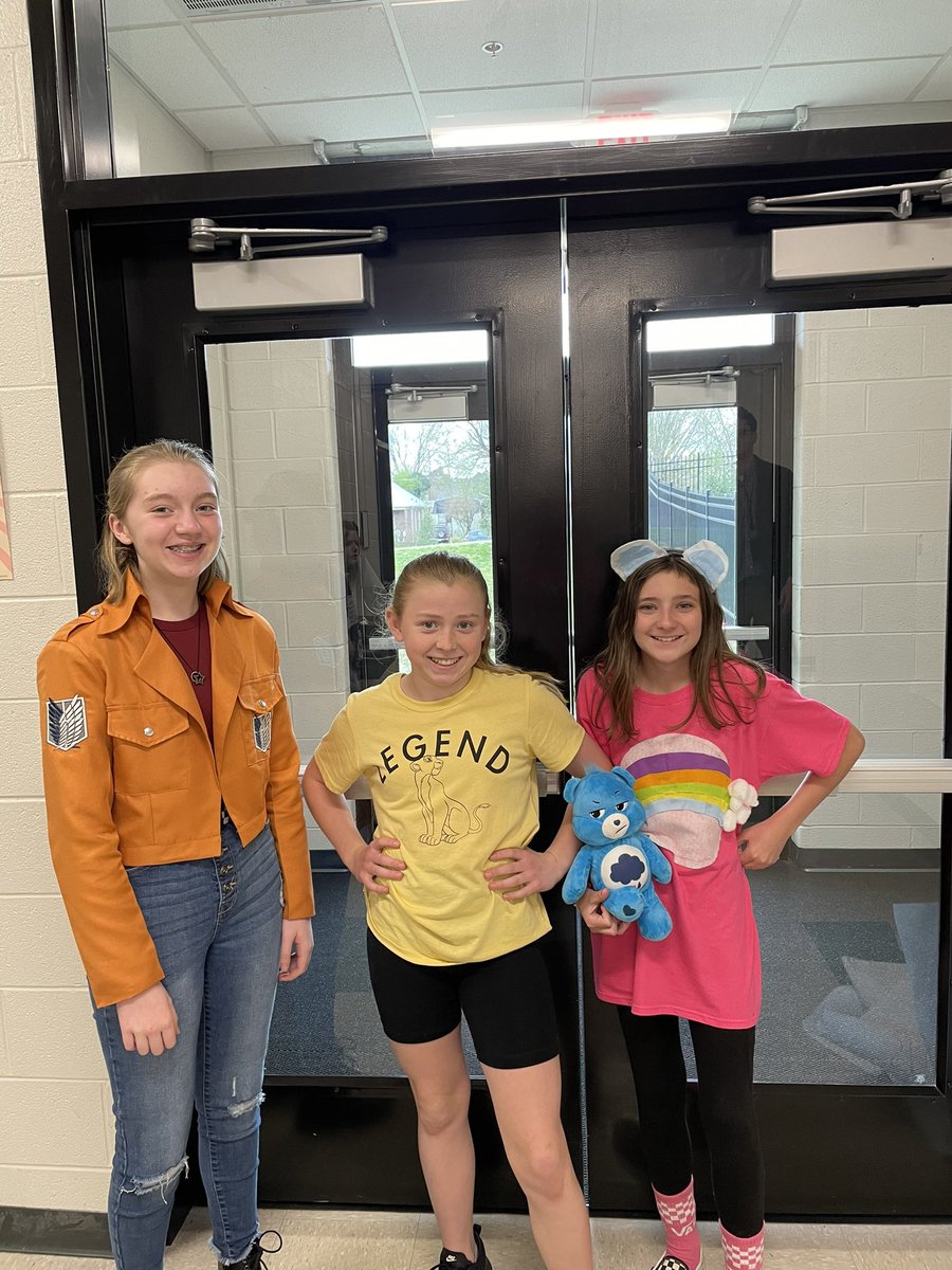 Amanda Mills tweet media