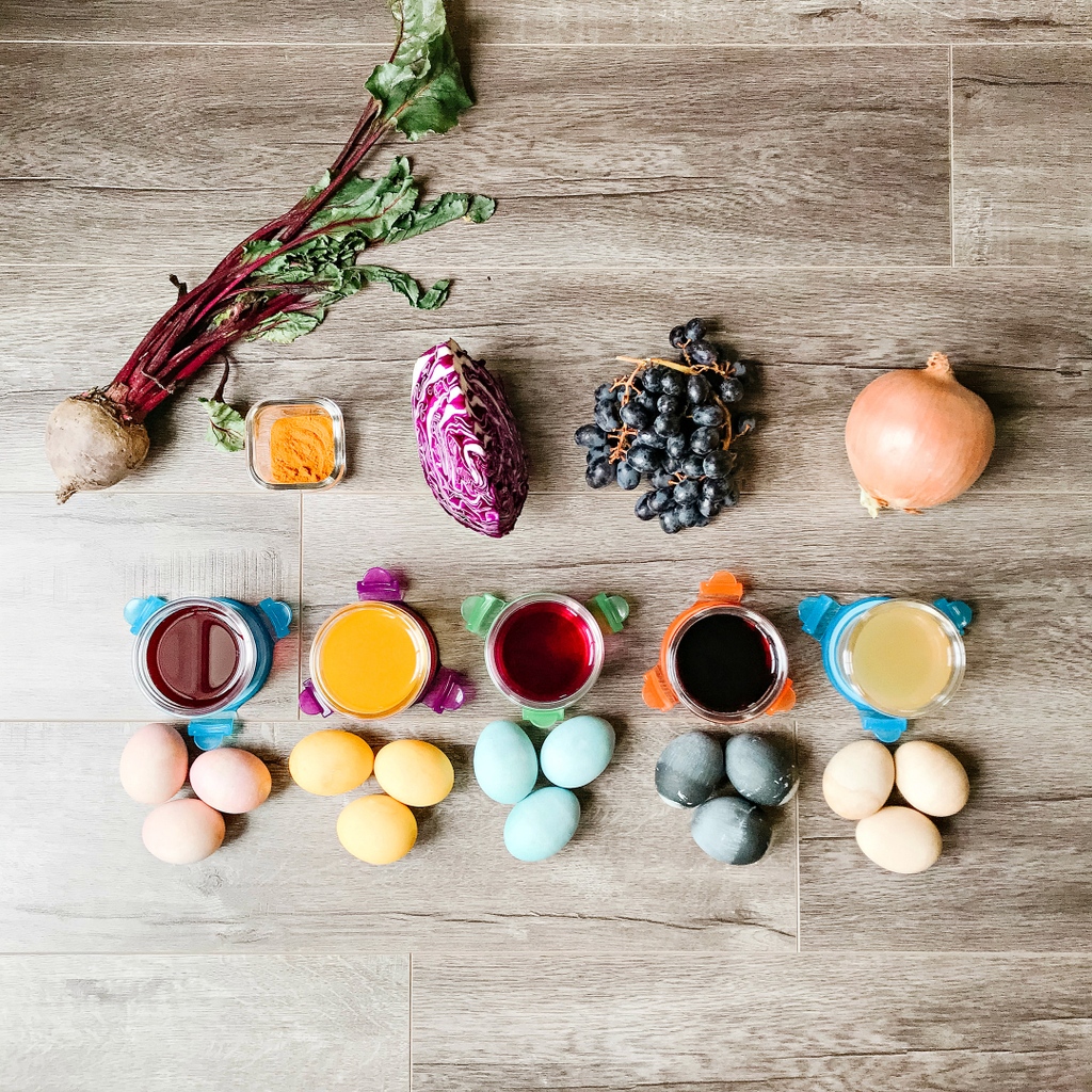 🍃Do it yourself non-toxic, trash free easter egg dye. 
⁠
weangreen.com/blogs/we-love-…