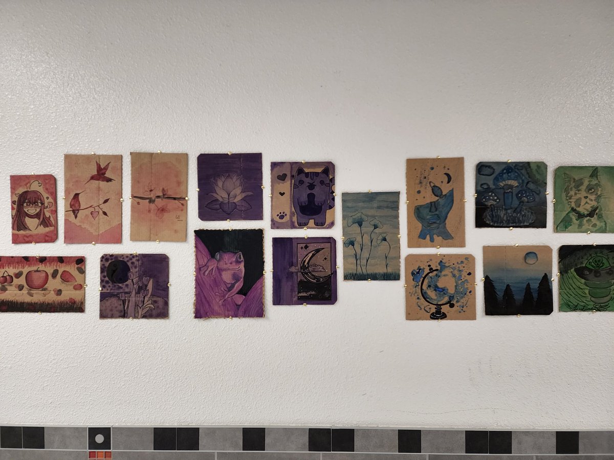 🎨 Falcon Art Students are the best! Students keep us motivated, inspired &amp; intrigued all year long. 🖌#TeamSISD #FearTheFalcon <a href="/castsailmars/">Mrs. C. Castaneda</a> <a href="/LSimentalEHS/">Lucia J Simental</a> <a href="/Natgamz_EHS/">Natalie</a>
