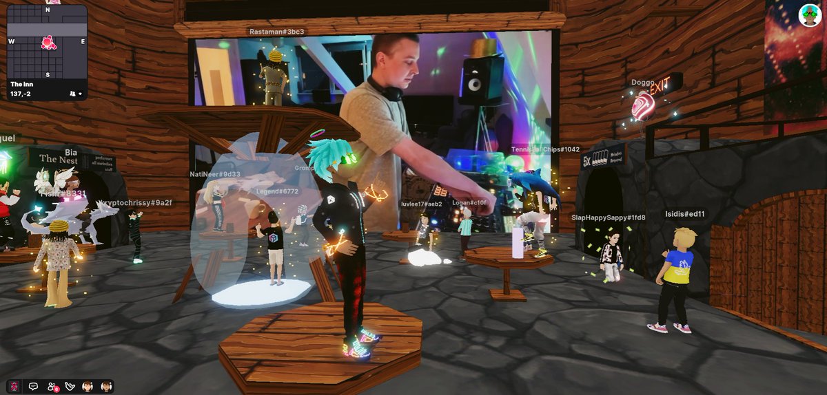 sven_dcl's tweet photo. Party time! at @innkeeperdoteth @decentraland Join>>>https://t.co/aHWyPUI83M https://t.co/QlLChZ8e2N