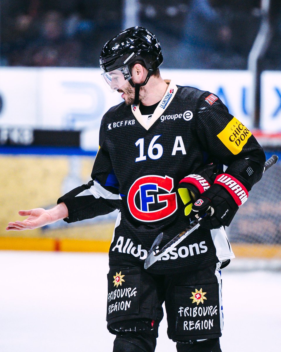 FrGotteron's tweet photo. 🤔🦷
#HCFGvsZSC
📸@AdrienPerritaz https://t.co/DPfhD3d4Kl