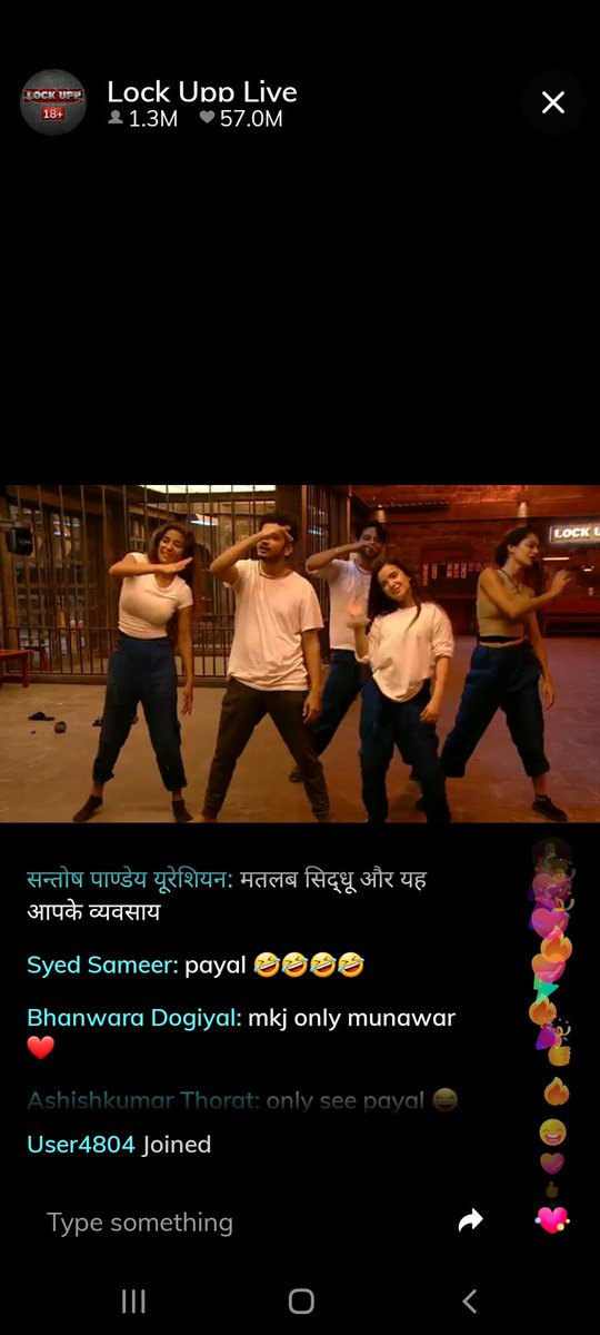 EmranAl64261455's tweet photo. Rangde basanti practice time 
Munawar team..#directorsmunwar
#MunawarFaruqui
#anjaliaroraora #munjli
JANTA STANDS WITH MUNAWAR https://t.co/NWDd0rYLGm