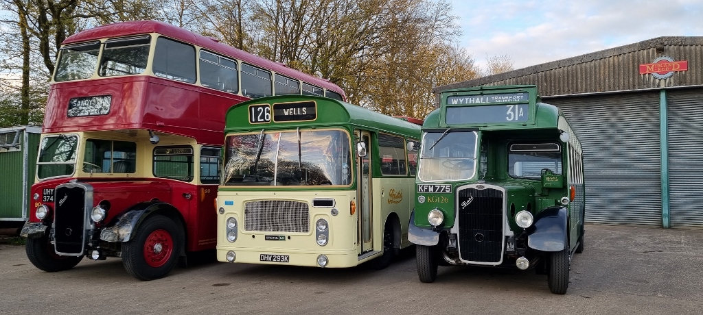 Easter weekend is approaching - 17th and 18th April.
We will be using the Pheonix Car Park on the Sunday with 18 visiting buses at museum. 
Don't worry - we still have 10 visiting buses on Bank Holiday Monday too.
More information can be found at wythall.org.uk