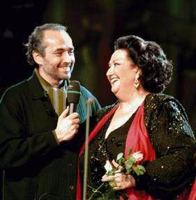 Josep Carreras ❤️and Montserrat Caballé: joining JC, we remember  one of the most extraordinary sopranos of the hstory &amp; the unique and one of the most celebrated artistic couples of the history, on the day when Montserrat Caballé would turn 89.A kiss to the high!
S on the back.