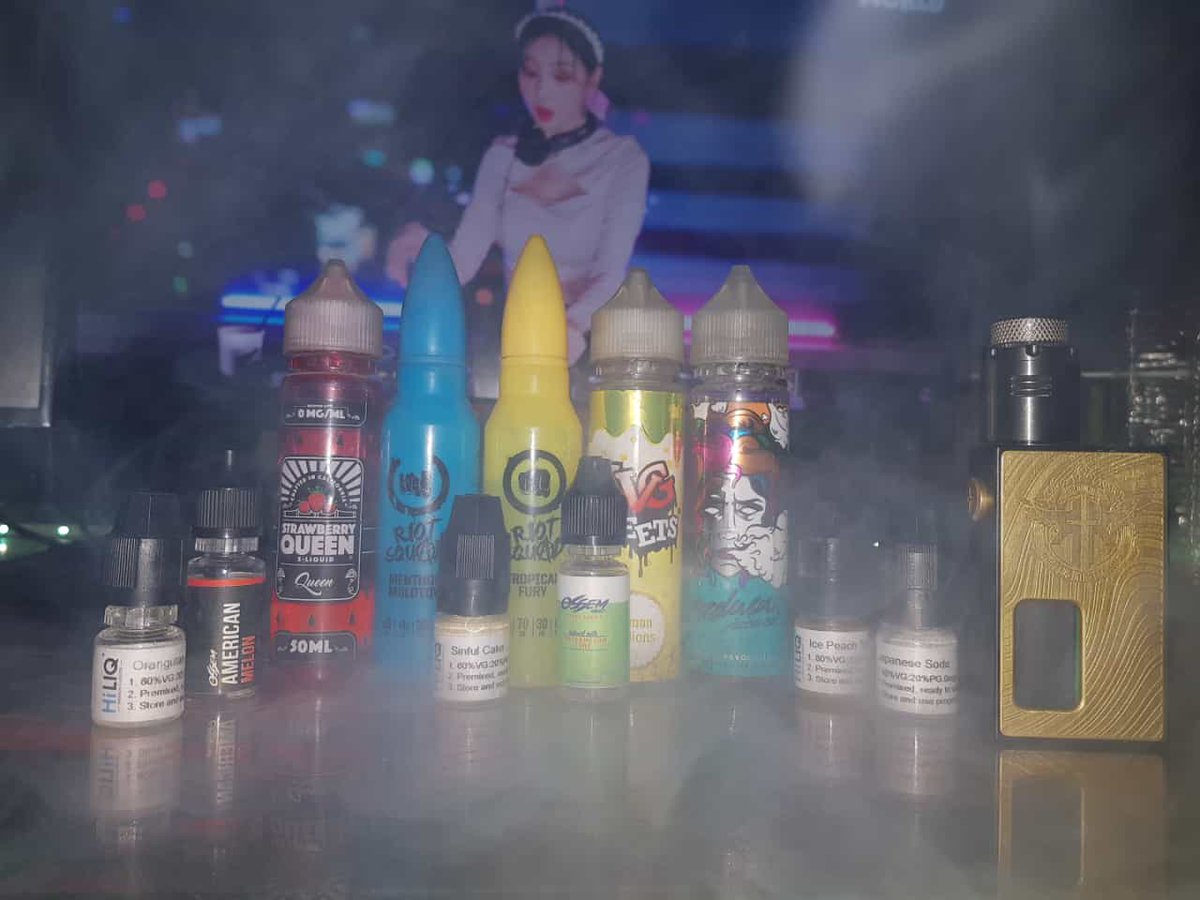 domoaritatou's tweet image. Un poco de Dripeo de sabores antiguos y de la 
vapexpospain2019 mientras escucho musicote de la mano de mi gran idol Dj Sura World. Con el nuevo cacharrete #requiembfkit y #deadrabbit3.