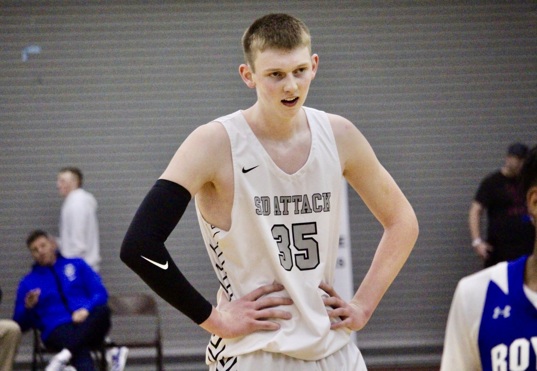 Brent Dyer on Twitter: "RT @GoldandBlackcom: South Dakota 7-footer JT Rock becomes a #Purdue