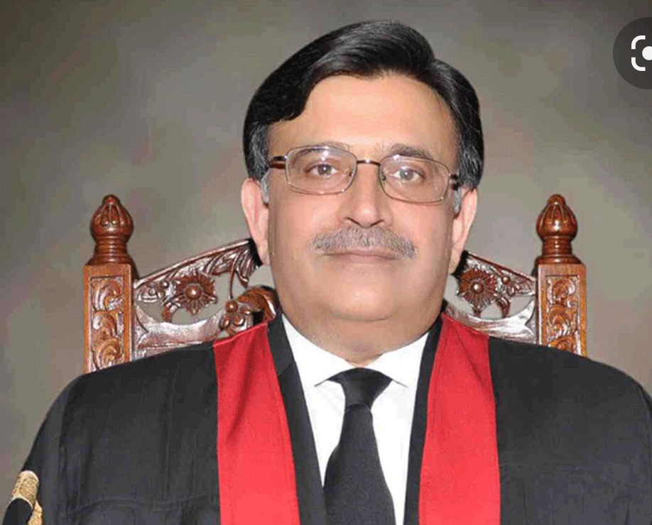 Rababsworld's tweet image. اگر امریکہ کی نہیں مانتے تو کیا کرتے ۔ ججوں , جرنیلوں کے خاندان بھی مغربی ملکوں میں ہی  رہنا پسند کرتے ہیں پاکستان کے وقار کے لیے اپنا چانس تو خراب نہ  کرتے
#SupremeCourtofpakistan  #corruptjudges  #CorruptGenerals
@OfficialDGISPR
 
#CPJ #SuoMotoOfAwam  #امپورٹڈ_گورنمنٹ_نامنطور