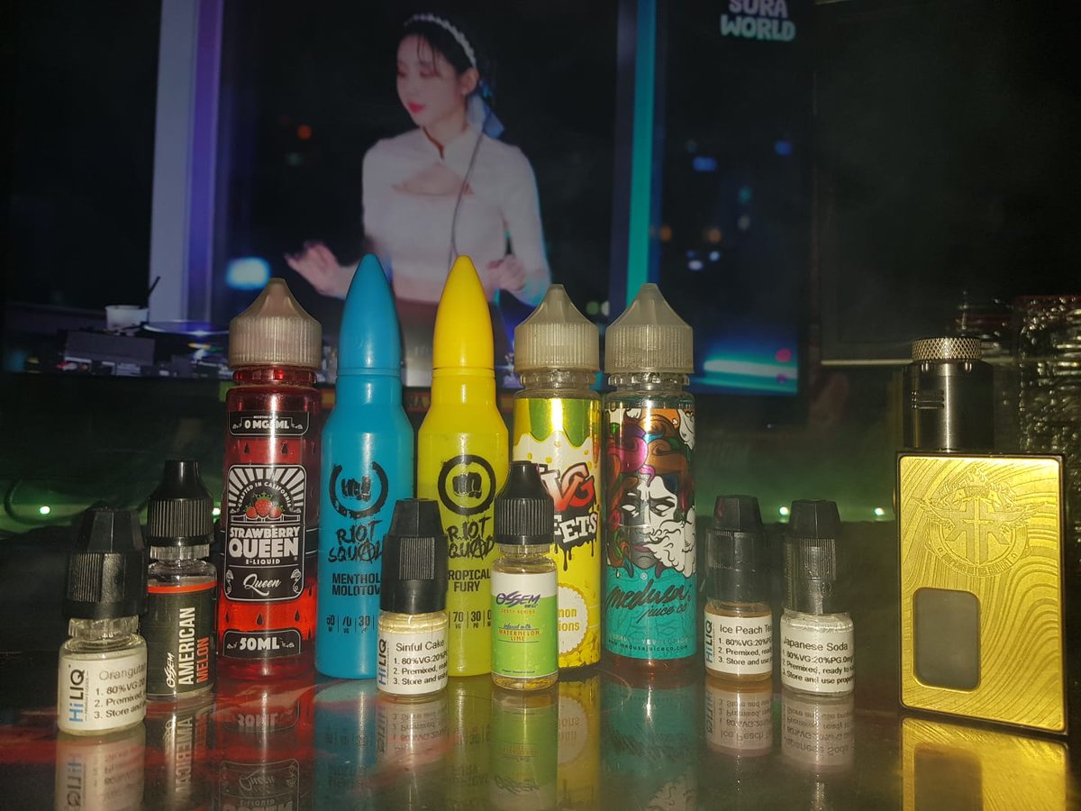 domoaritatou's tweet image. Un poco de Dripeo de sabores antiguos y de la 
vapexpospain2019 mientras escucho musicote de la mano de mi gran idol Dj Sura World. Con el nuevo cacharrete #requiembfkit y #deadrabbit3.