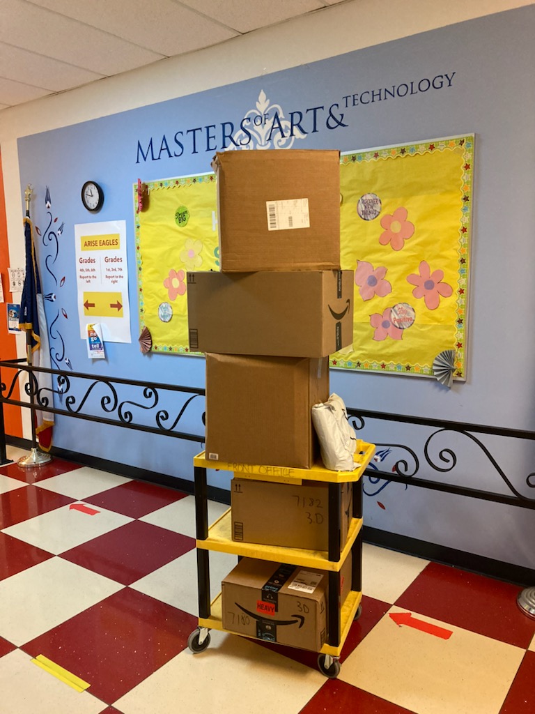 My DonorsChoose fundraiser was funded in one day! Thanks <a href="/DonorsChoose/">DonorsChoose</a> ! $849 dollars worth of goodies to end the year right and work on big Art ideas on campus! share.donorschoose.org/pNRC6 
<a href="/HPSArt/">HSART</a> #HarmonyPublicSchools #texasedu #texasteachers