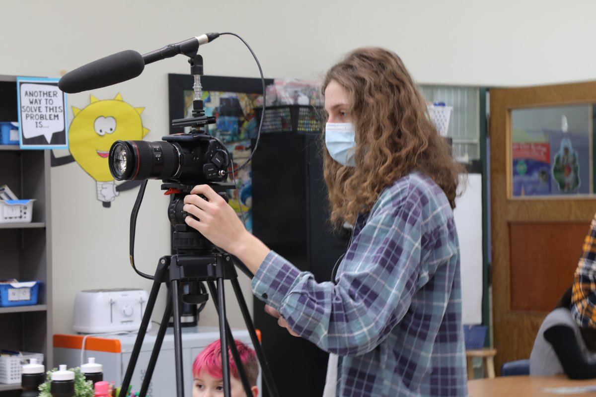 LRSD_TV's tweet photo. Broadcast Media students in action, shooting a mathematics class for an educational video at Marion School. #LRATC #LRSDTV #education https://t.co/FfRY5G09XM