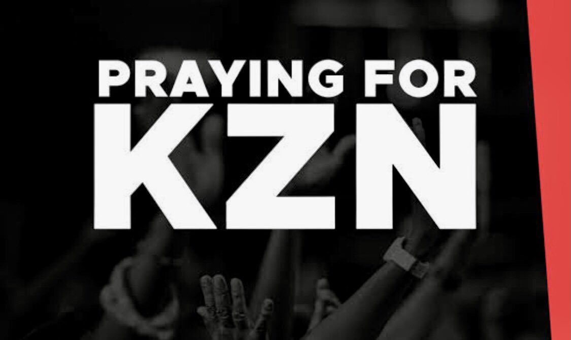 DeDludla's tweet photo. @DeDludla #prayingforkzn #KZNTRAFFIC #KZN #KZNFlooding #Umlazi #ANCeThekwini #KZNWeather #KZNFloods #KZNFlood #kzn #SouthAfrica #ubuntu #ANC If you can't help with resources, say a prayer for those that have lost everything due to the floods and mudslides - 🇿🇦🙏🏽😭😭💔💔 https://t.co/QmSYPnsiiz