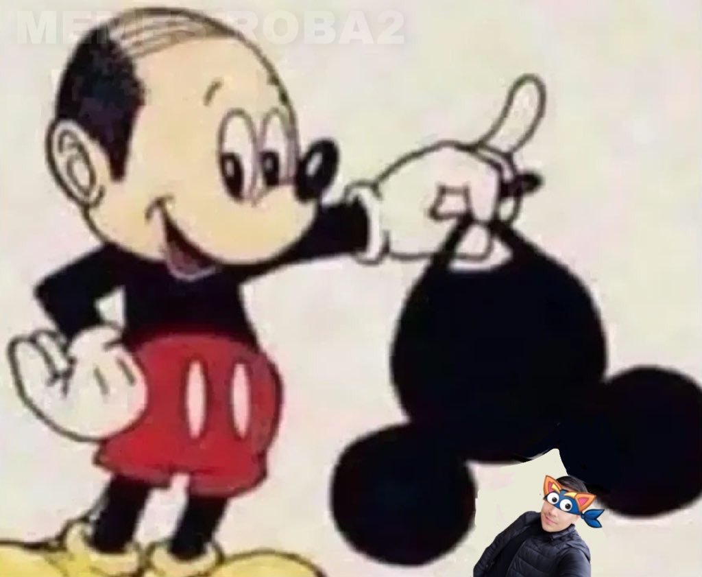 memesroba2memes's tweet photo. #meme #memes #memesroba2 #calvo #pelón

 Cuando tú amigo el que siempre usa #gorra, se la quita. https://t.co/RtNHReRpOk