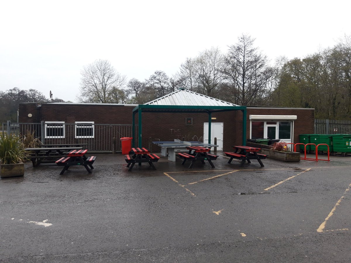 Schools Out🐣! But the estates team have been hard at work improving the facilities 🛠. Today the team have been concentrating on the outside space for 6th form students. ❤New bike rack ❤Another table tennis table and ❤Modified seating area