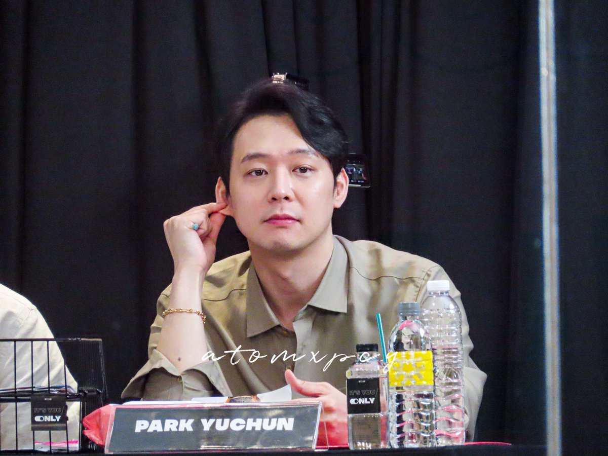 ATom_WChan's tweet photo. 220410 นั่งเฉยๆยังหล่อ หนูยอมแน้ววว🥺❤️
#ItsYouOnlyTH #producepark #LogbookAuditionTH
#박유천 #ユチョン #朴有天 #ParkYuchun #ยูชอน @Logbook_TH @logbookofficial https://t.co/xH7WwrIQ5n