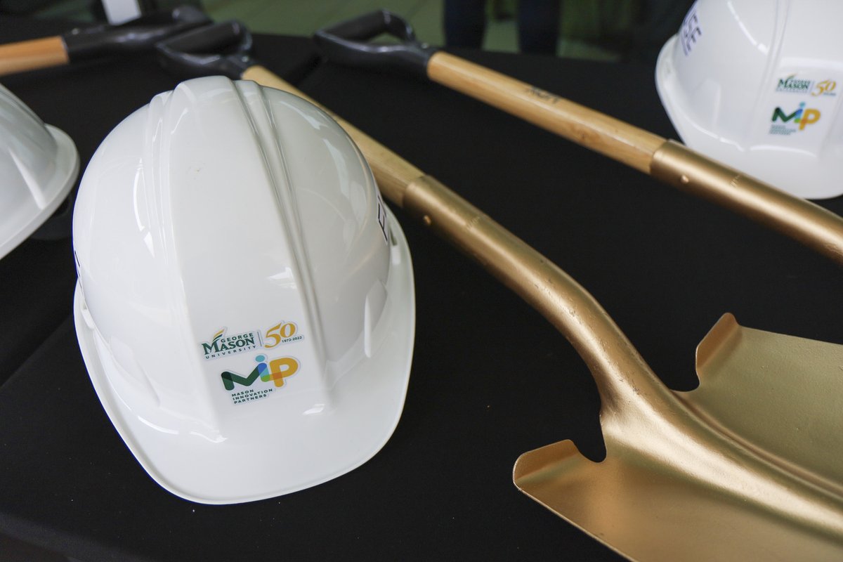 ClarkBuilds's tweet photo. Construction is officially underway at Fuse at Mason Square! #ClarkBuildsVA 

Client: @GeorgeMasonU
Developer: Mason Innovation Partners (led by @edgemoordevel)
Lead architect: @EYPAE
Commercial Interior Architect: OTJ Architects

Learn More: https://t.co/RgCQaSsU6L https://t.co/fWIH7Li2G5