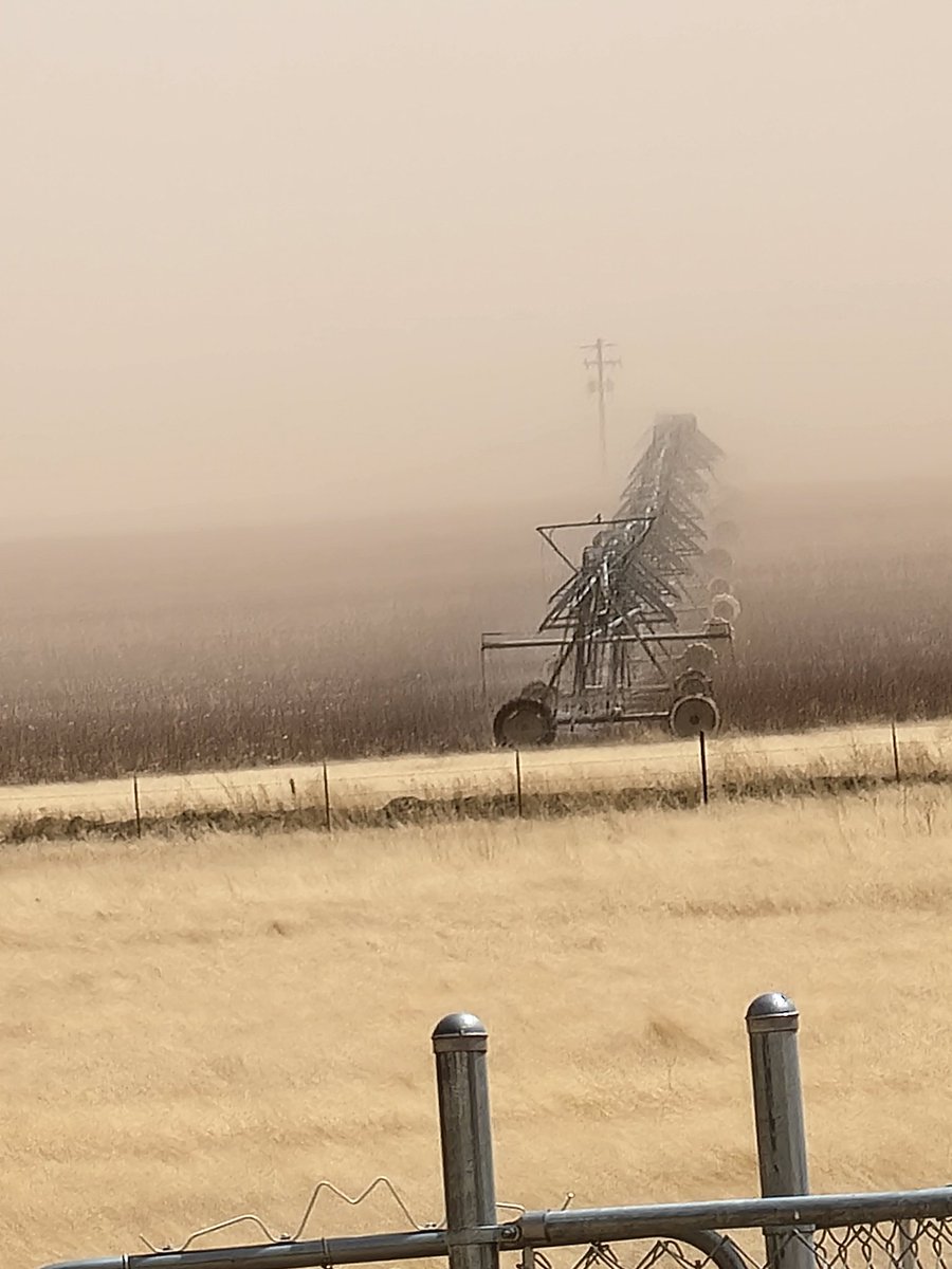 nspchris's tweet image. Do you think it is doing any good? Dirty day on the South Plains.