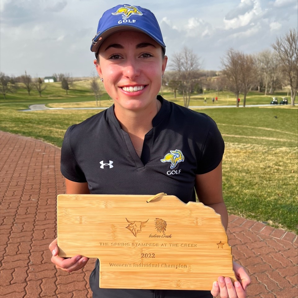 𝗕𝗜𝗚 day in Omaha! 👏

🔹 Team champions 🏆
🔹 Mia Seeman wins medalist honors 🥇
🔹 Four top-10 finishes 📈

📰 » bit.ly/3JGnfJg | #GoJacks 🐰
