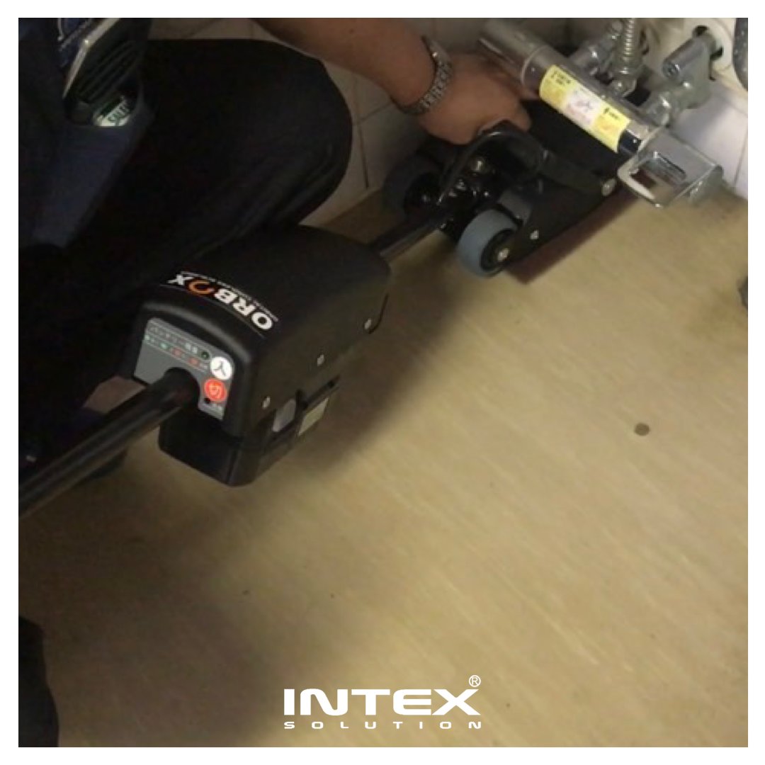 orbot_intex's tweet photo. オーボックスはスクエアなので狭い場所の角まで入り込むことができます！このマシンもオービタルドライブです！

#ORBOX #オーボックス #INTEXSOLUTION #インテックスソリューション https://t.co/zkERgtjKop
