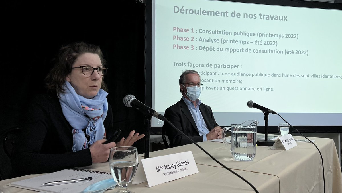 JFDeschenes's tweet photo. Les environnementalistes sont majoritaires et bien visibles à la 1re soirée publique de la Commission indépendante sur les caribous forestiers et montagnards à Ste-Anne-des-Monts. Le 17 mai, la Commission sera à Baie-Comeau #iciest https://t.co/Qhyfvj4ypv