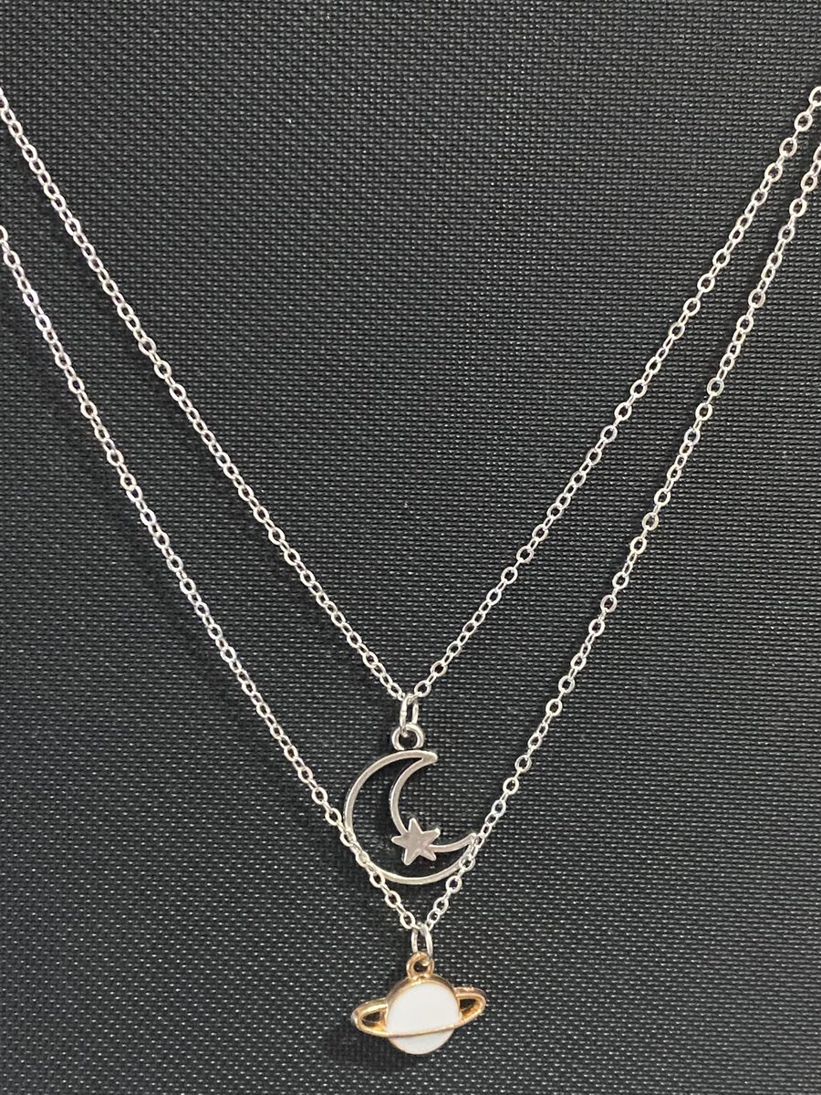 MagicOwlStudios's tweet photo. Restock on “love you to the moon and to Saturn” necklace 🌙🪐

https://t.co/bKqGWSihnV

#TaylorSwift #Folklore https://t.co/wrE5OJhwuE
