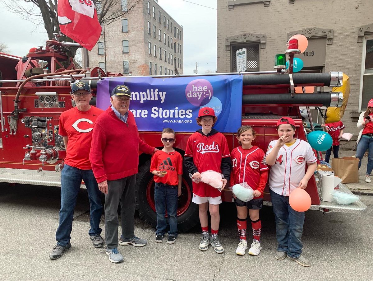 US_HAEA's tweet photo. ⚾️ Members of the HAE Community and HAEA Staff raised HAE Awareness during the AMAZING 2022 @Reds Opening Day Parade TODAY!
#AmplifyRareStories #HAEabby #DIYevents #HereditaryAngioedema #HAE #HAEawareness #HAEA #haeday https://t.co/xvyd8kb4H5