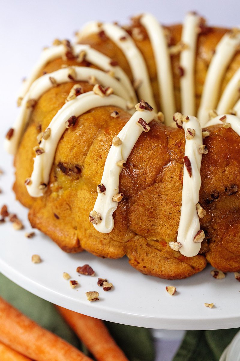 KyleesKitchen's tweet photo. Carrot cake monkey bread for your #Easter breakfast, brunch, dessert, snack, and everything in between!
I’m making the recipe tomorrow morning @FOX59 at 6:40. Read more here: https://t.co/wRiHgFIPXd #kyleeskitchen https://t.co/sxaI91waTm