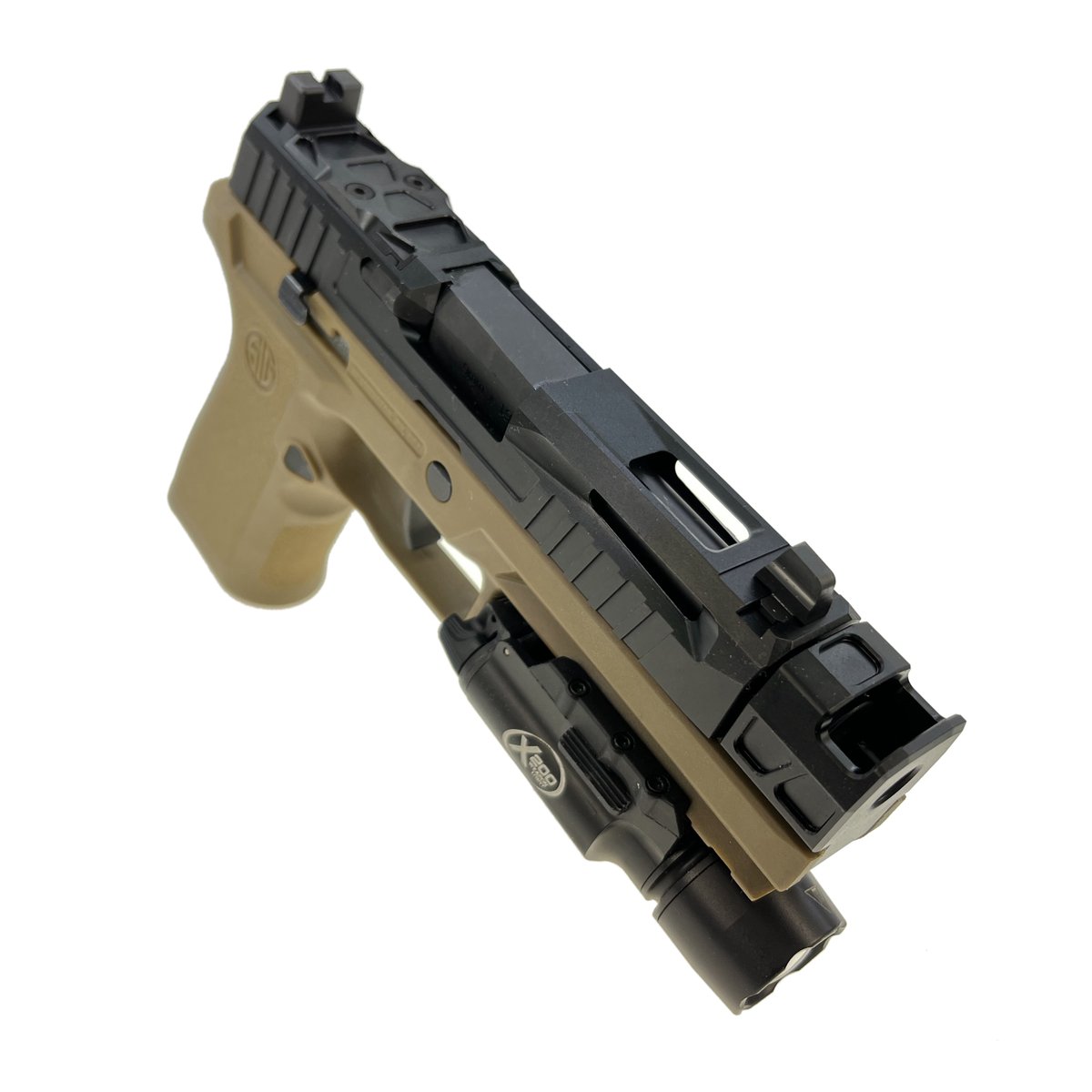 ProductNova's tweet photo. P320 Norsso
Aluminum Slide &amp; Compensator
Steel front &amp; rear sight
Steel outer barrel
Can install RMR sight
Black &amp; FDE color https://t.co/Lqcdj23H9v