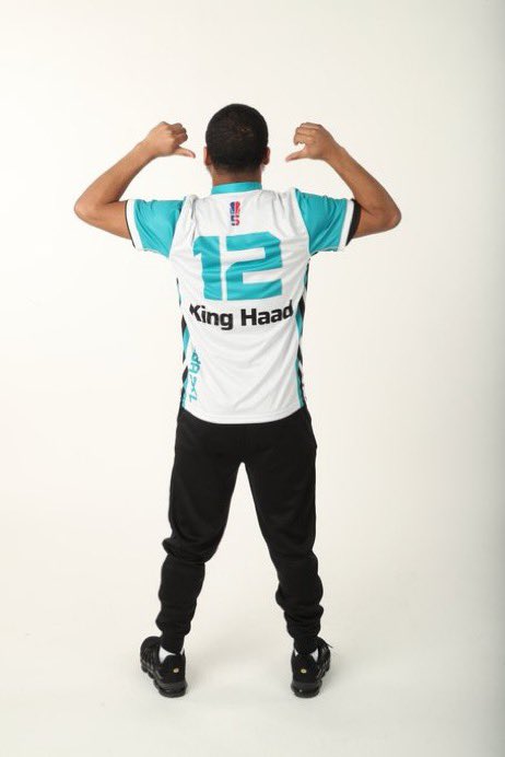 10pm come watch the action live as <a href="/HornetsVenomGT/">Hornets Venom GT</a> and our very own <a href="/KingHaad_/">🫠💕</a> take on <a href="/MagicGaming/">Magic Gaming</a> 

❄️❄️❄️