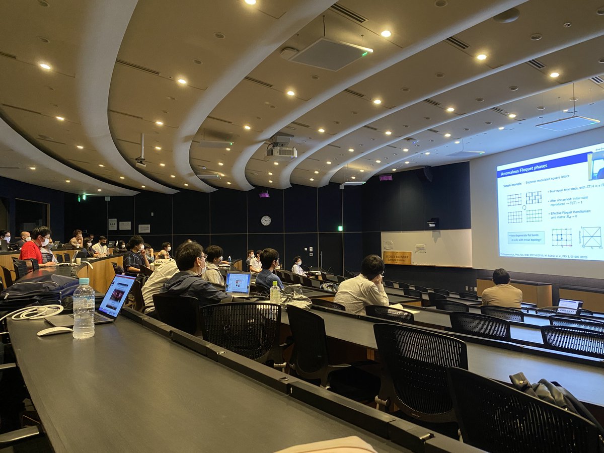 SileNicChormaic's tweet image. Hybrid conference on #ultracoldatoms @OISTedu.   First on-site meeting in 2 yrs.   With masks and COVID testing as requirements.   Keeping everyone safe - nobody complaining about their « loss of freedom ».