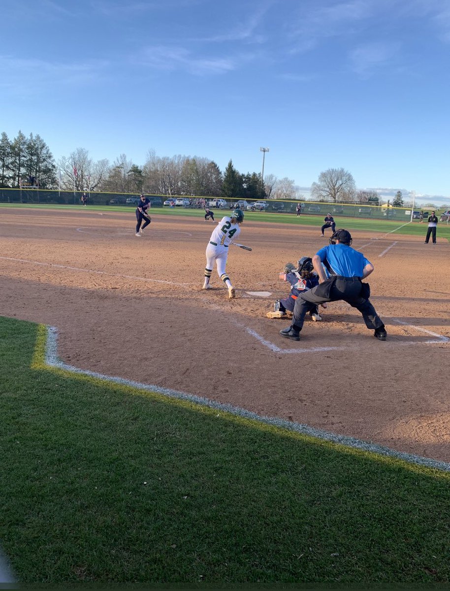 McDaniel_SB's tweet photo. #TerrorAlert Nice day at the Park with 2 Conference Wins to move to 7-1 in the first have....need to finish strong ! Enjoy....then focus...
#gtsb #mcdaniel #pkss #2scoops https://t.co/LapKao1dMY