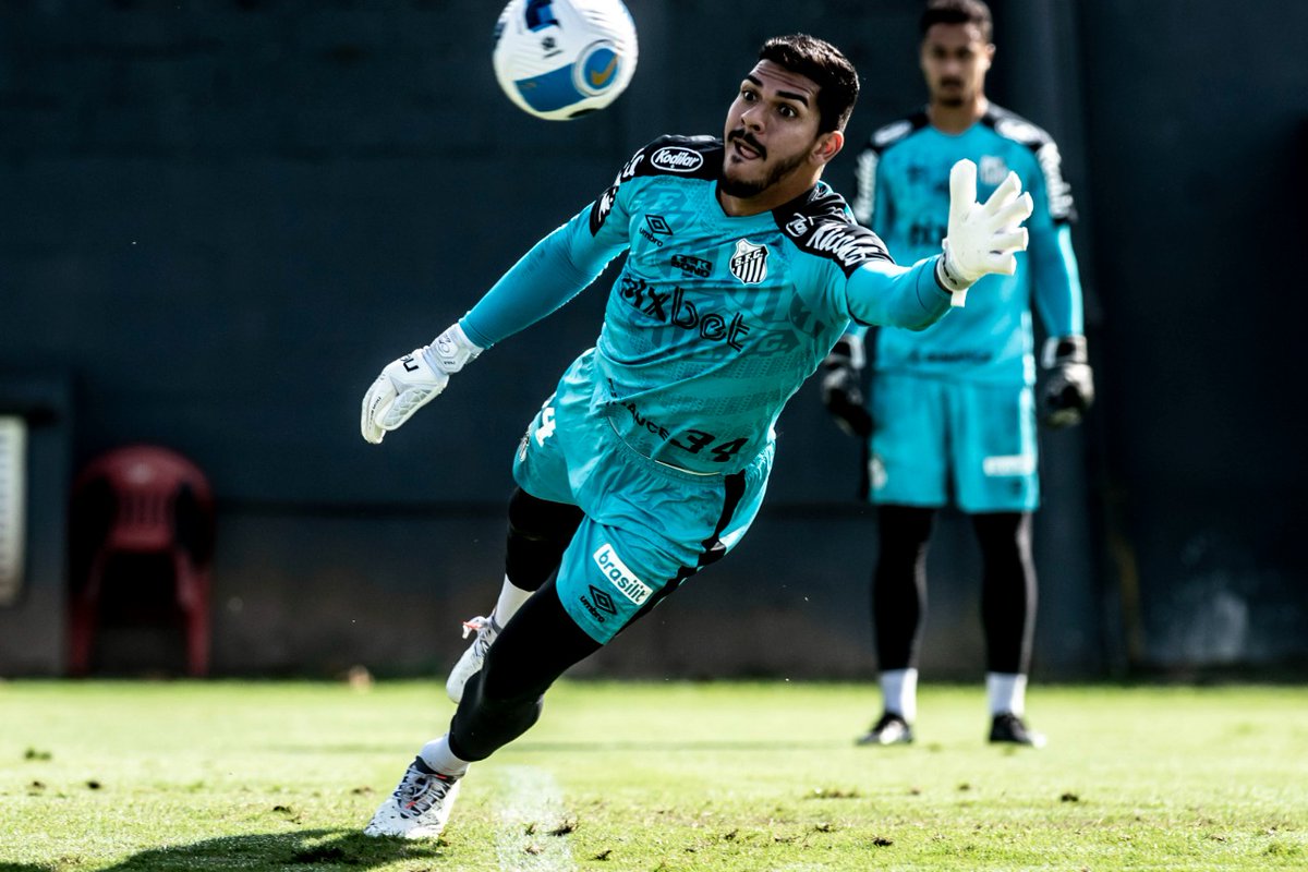 SantosFC's tweet photo. O melhor. 🧤⚡ https://t.co/sngGAJwzgI