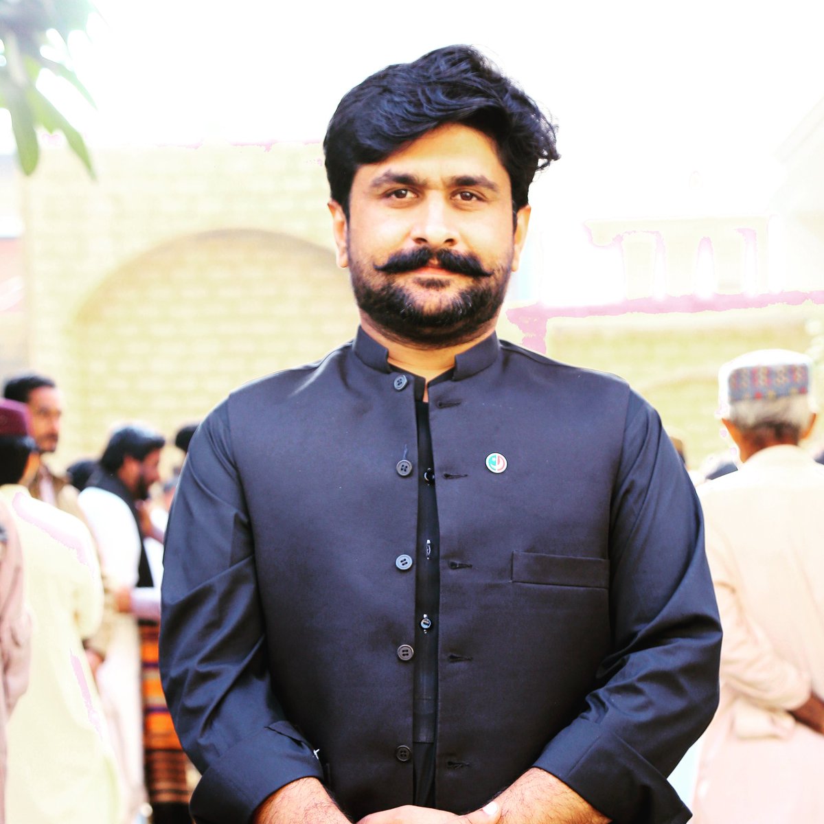 AdvKhoharo's tweet photo. #NewProfilePic https://t.co/FvQT7Wfgbh