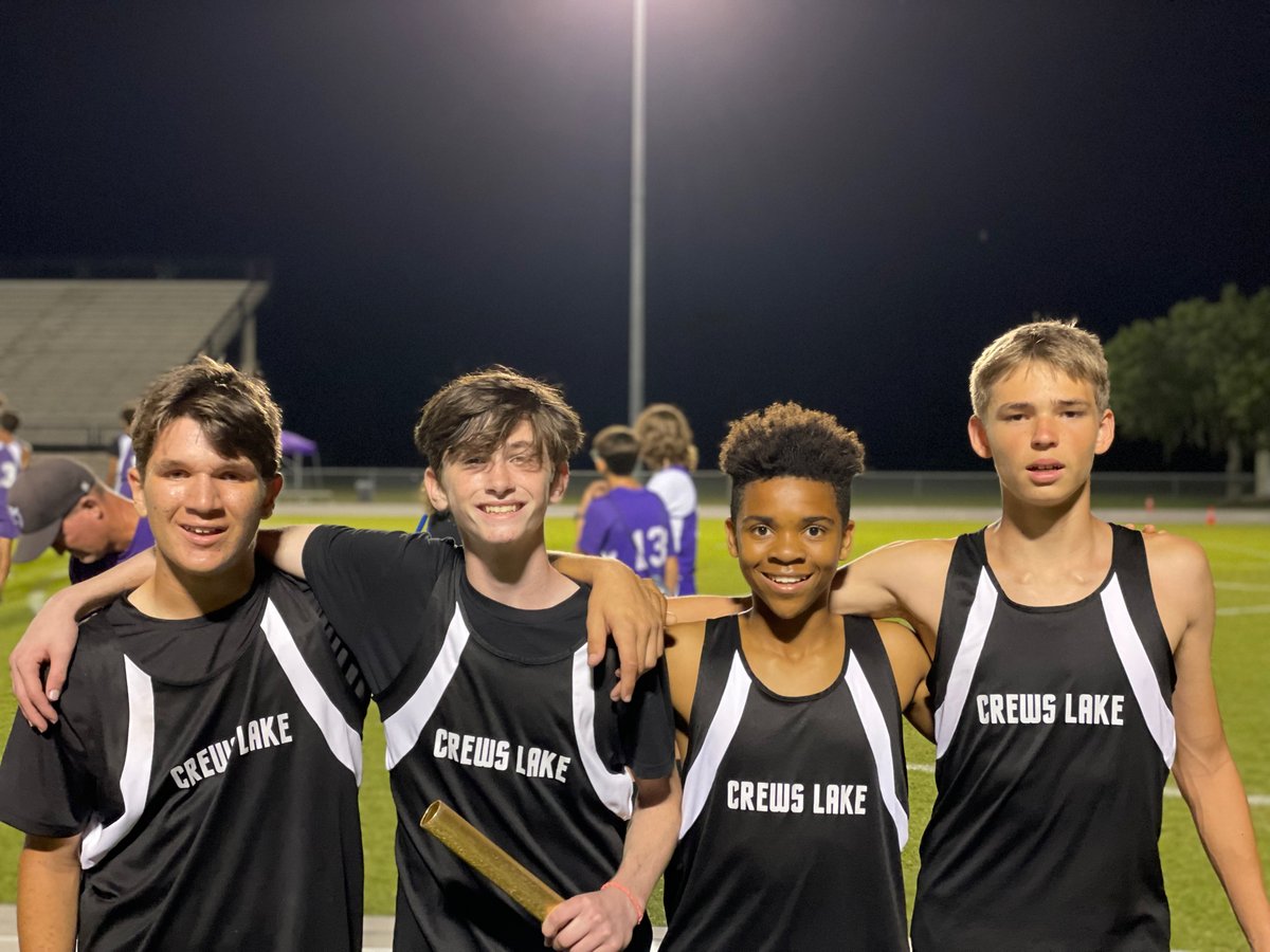 ClmsRaiders's tweet photo. Boys 4x400 Relay, victorious at tonight’s Track and Field meet https://t.co/Q9mDZVmBb9