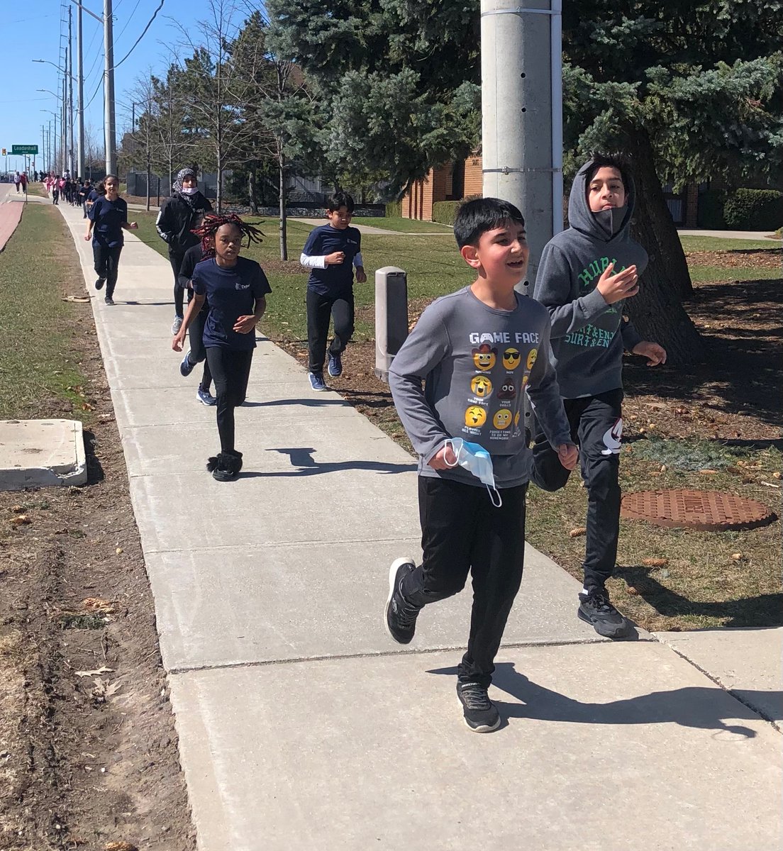 Erin Issler tweet media