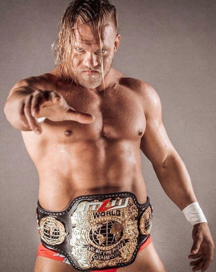 prowrestlingaz tweet picture