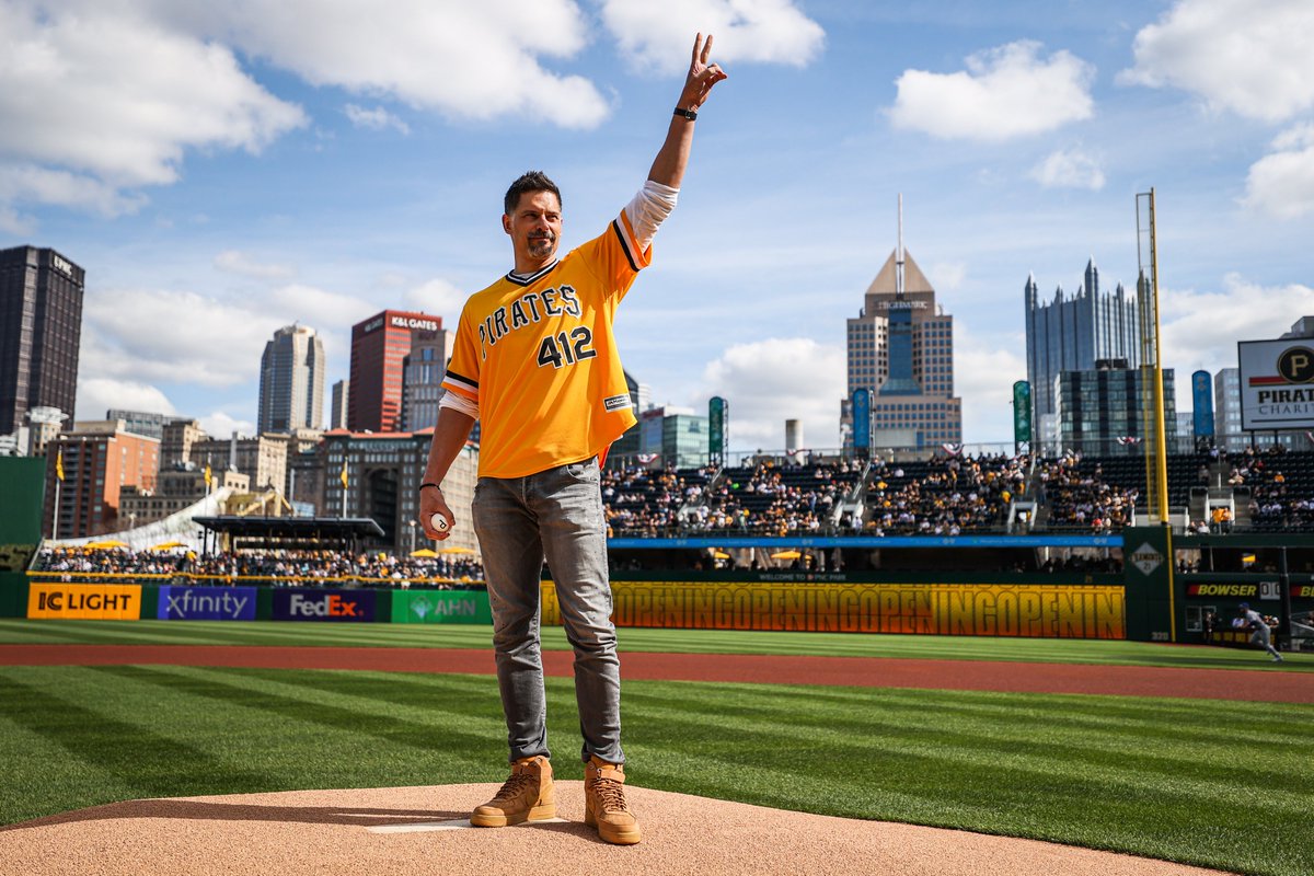 Pirates's tweet photo. Joe Manganiello throwing out the first pitch on #412Day?

Only in Pittsburgh. https://t.co/zweAS60QhZ