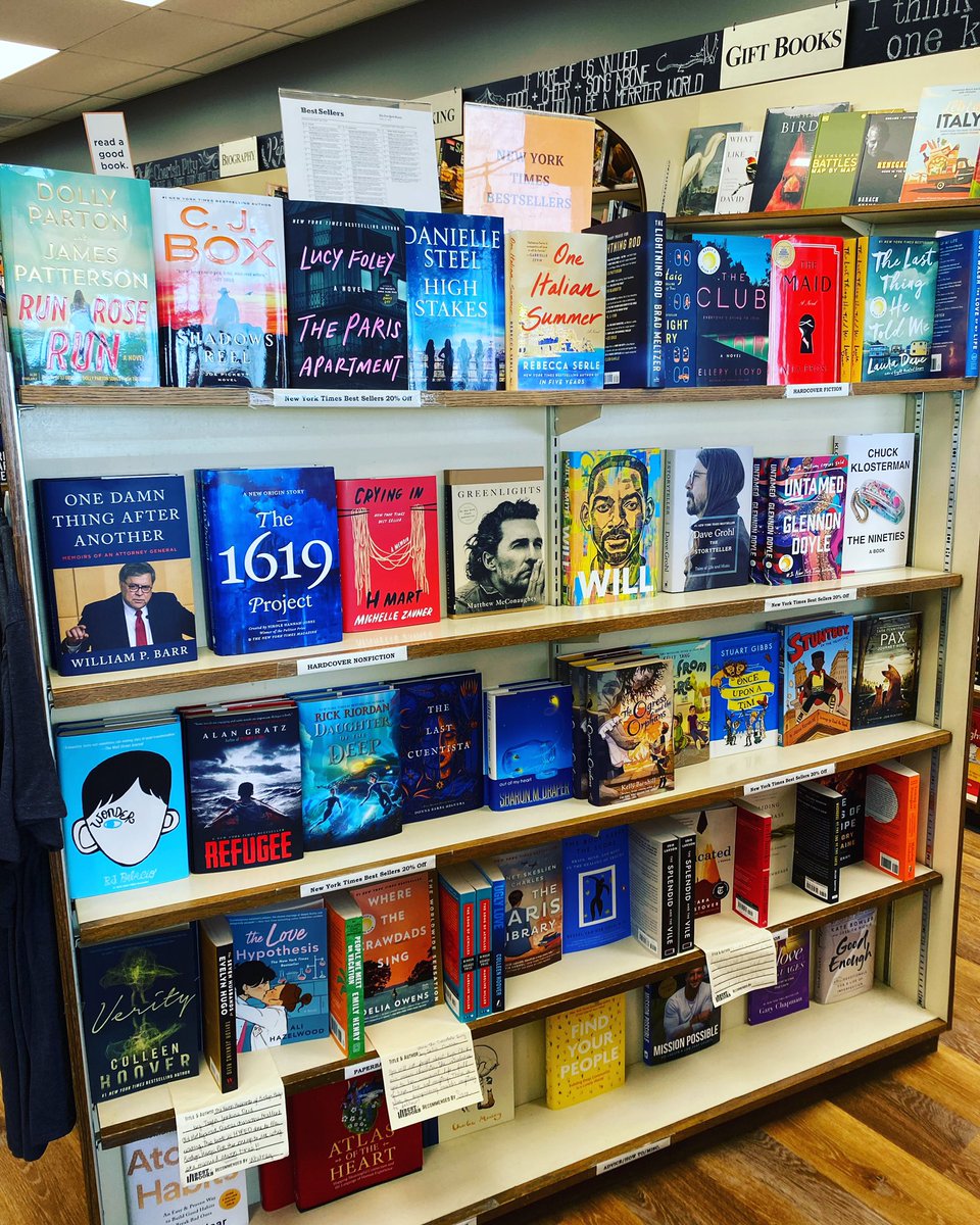 bestofbooksok's tweet photo. New York Times Bestsellers are always 20% off! Make sure to stop by Best of Books for all your book-shopping needs! 

#bestofbooks #shoplocal #shopsmall #indiebookstore #booklahoma #newyorktimes #newyorktimesbestseller #twentypercentoff https://t.co/rQLEcwAy79