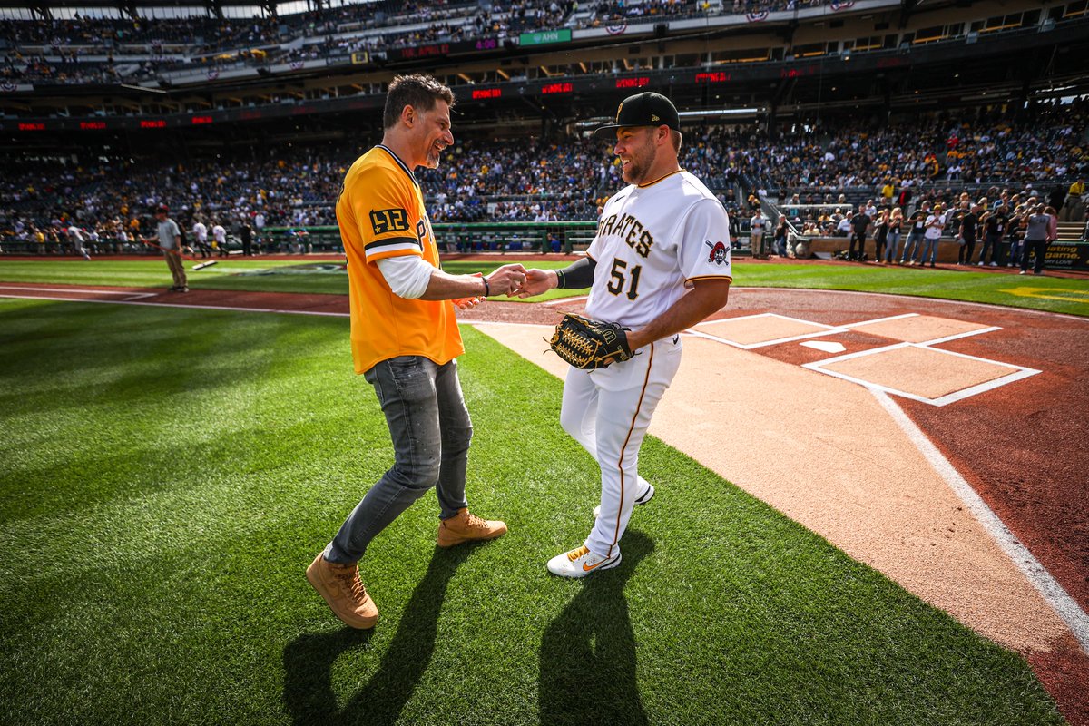 Pirates's tweet photo. Joe Manganiello throwing out the first pitch on #412Day?

Only in Pittsburgh. https://t.co/zweAS60QhZ