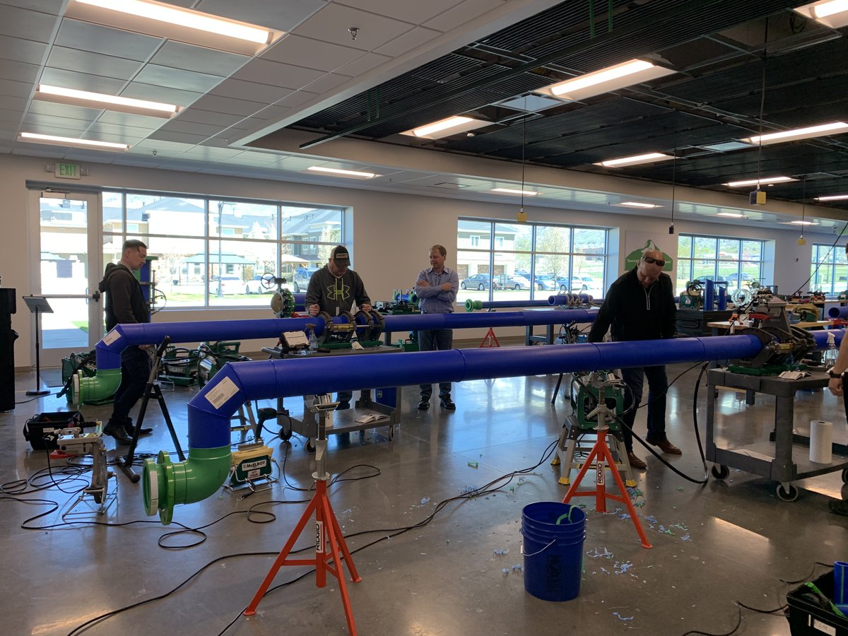 Aquatherm's tweet photo. Another great class. Congrats to our friends from @equipcoltd and  KC Windustrial for completing the Aquatherm Trained Professional course. ATPs are qualified to install Aquatherm pipe and to train the installers at your company! https://t.co/OJUGpBCpgW https://t.co/9ZCFHC1uWE