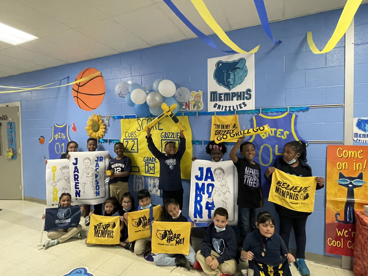 BatesITeach's tweet photo. We have #GrizzSpirit at KBE!! Let’s Go Grizzlies!! 🐻🏀 @memgrizz https://t.co/fkcgGhM3H4