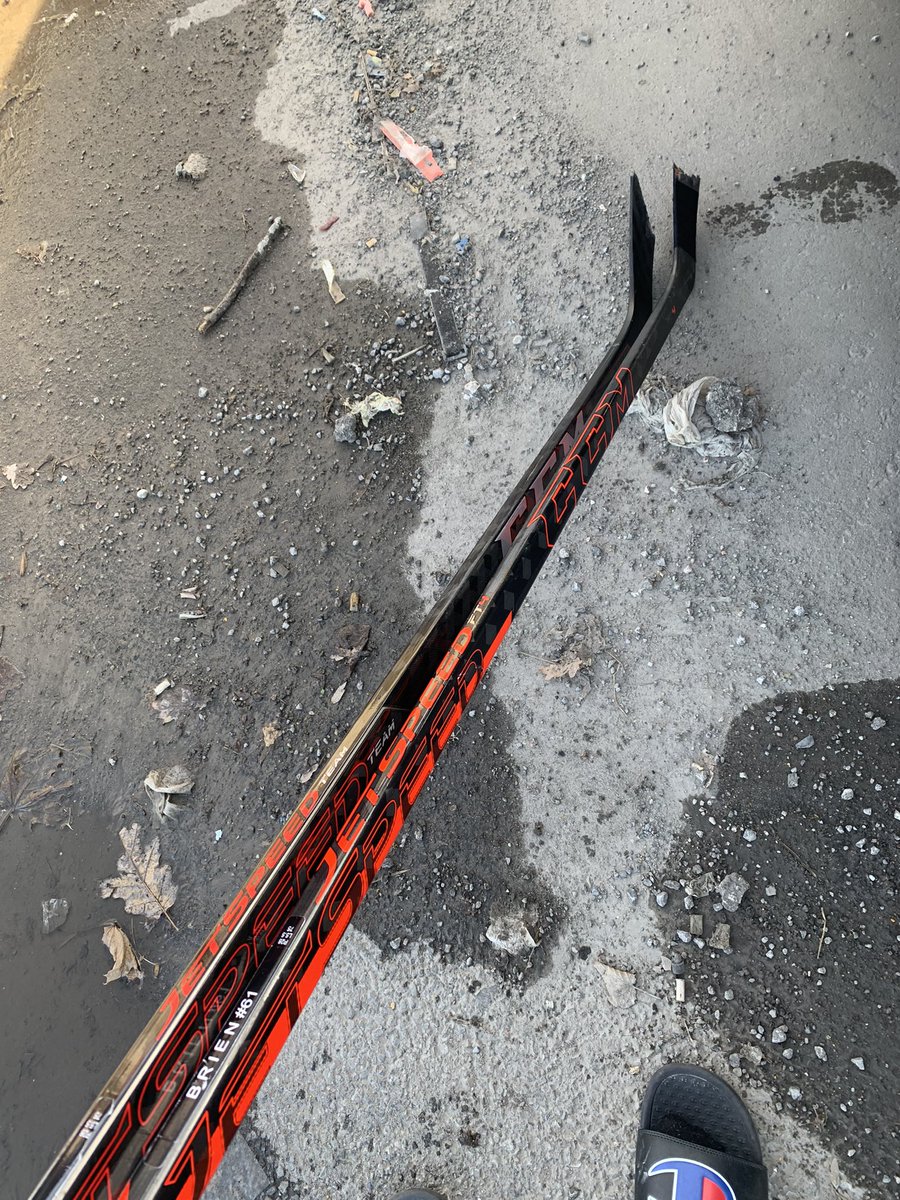 Ricklyeftn's tweet photo. Another one 2 days after might switch on ccm @CCMHockey https://t.co/6BBreGNENW