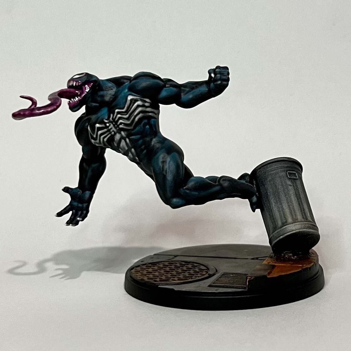 ReaKody's tweet photo. So many snacks!

C&amp;C appreciated! #MCP #paintingprotocol #marvel #venom https://t.co/ADUIXrH8OV