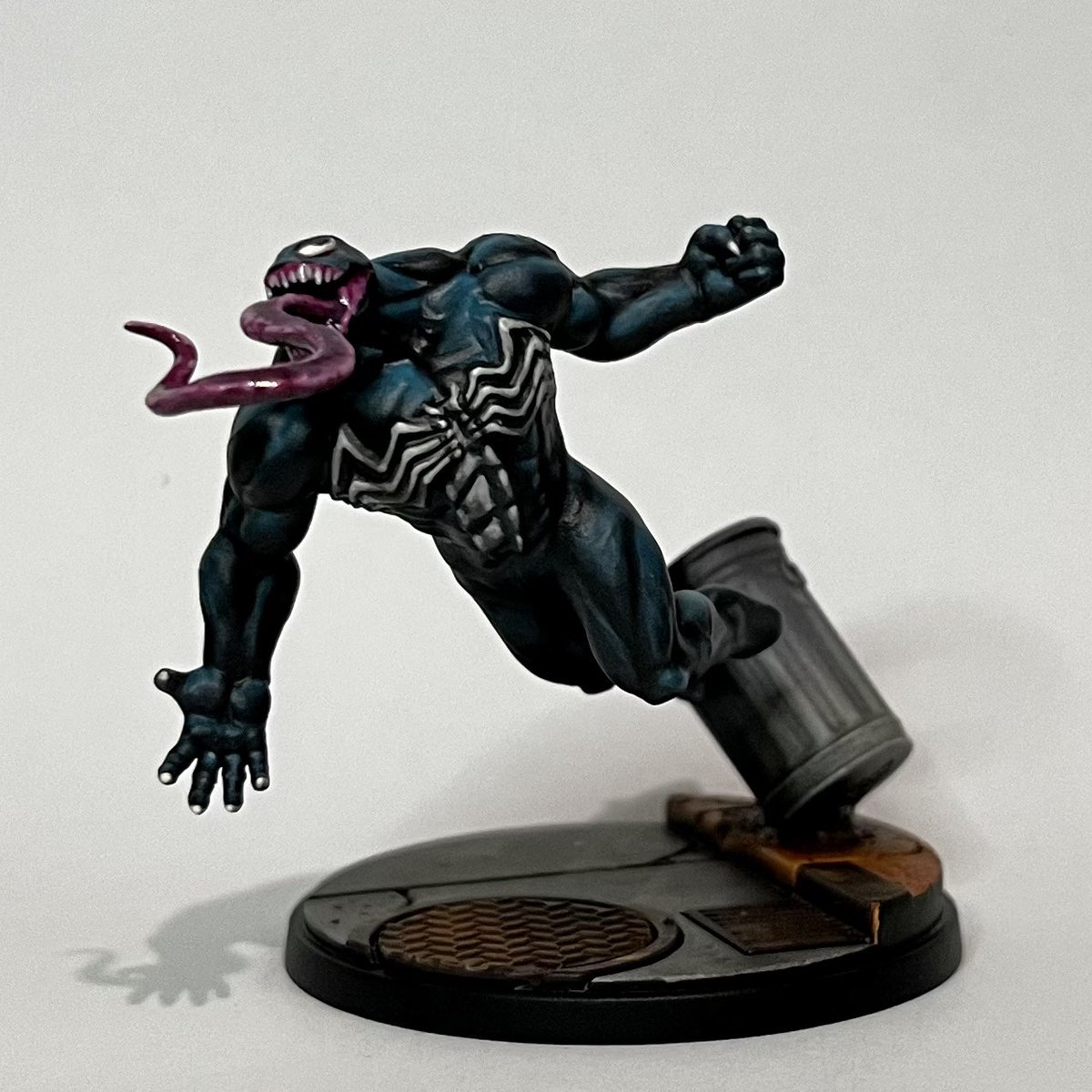 ReaKody's tweet photo. So many snacks!

C&amp;C appreciated! #MCP #paintingprotocol #marvel #venom https://t.co/ADUIXrH8OV