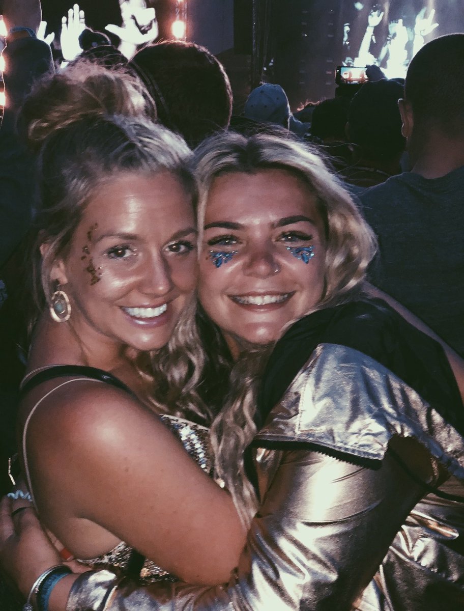 fliss_elliott's tweet image. Life will never be the same without you. Love you forever 🤍