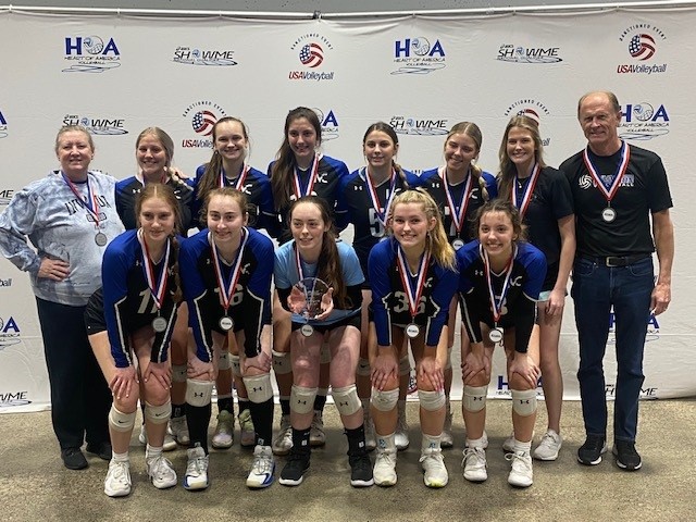 Love being part of this team!  Punched our National Bid by taking 2nd place in Liberty 16's division at ShowMe!  Next up..... Lone Star Classic in Dallas this Friday trying to upgrade our bid!