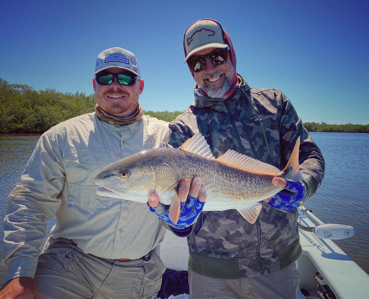 FlatsClass's tweet photo. If you like fishing SW Florida try booking Capt. Codty Pierce, a native guide who gets results for clients! #flatsclassendorsed #captcarichardson #flyfishing #lighttackle #pineislandsound https://t.co/Wu2qrZ3M86