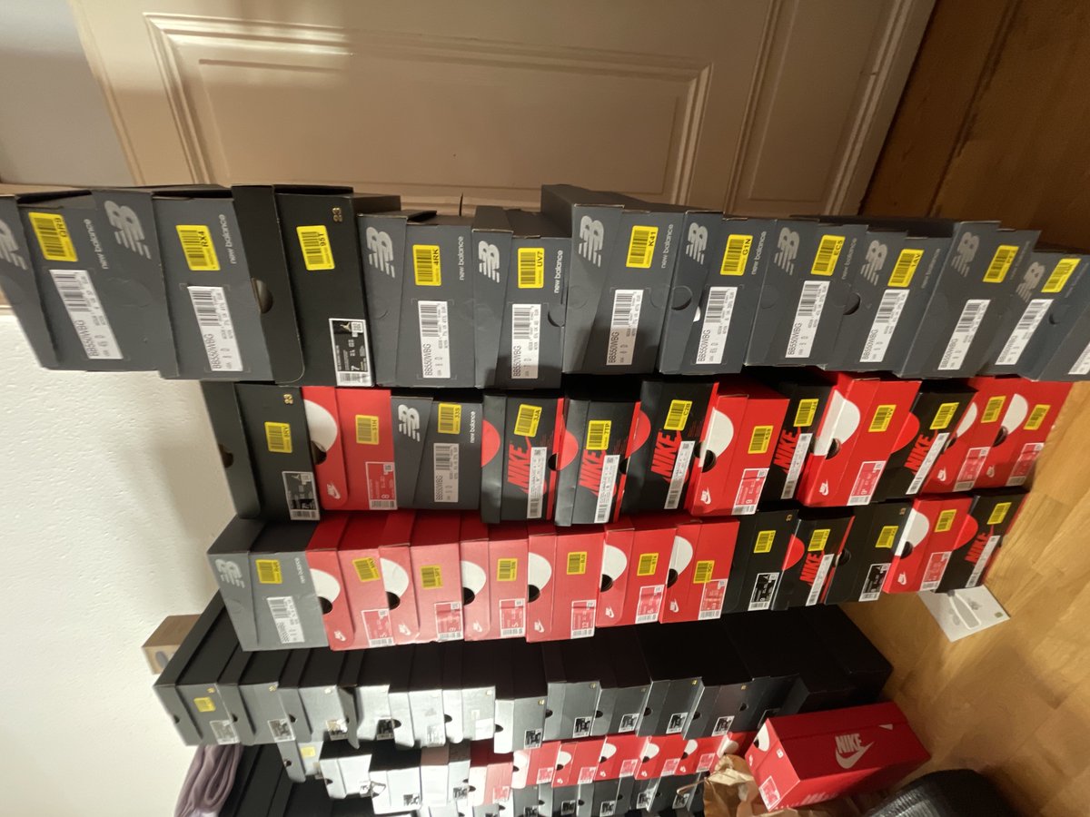 WRoosmark's tweet photo. @dragonproxies_ 
@NATAIOBOT 
@AutoSnkr https://t.co/6y57bMl7KP