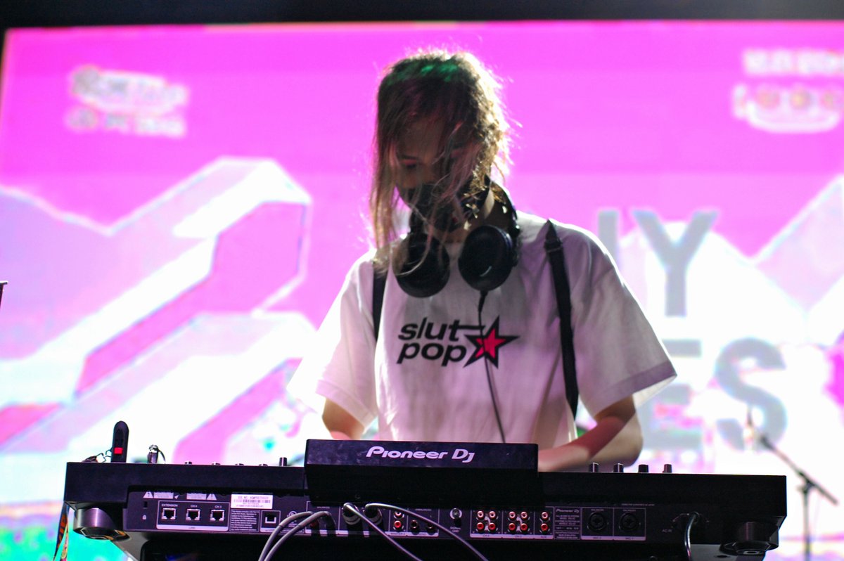 TNYWVS's tweet photo. We had such a blast opening for @anamanaguchi 🙌

📸 https://t.co/W3yDujcmEn

Photo gallery from the show is now available on our website and Facebook page!

Photo credit: @CicadaSix https://t.co/wvhFOou4Ys