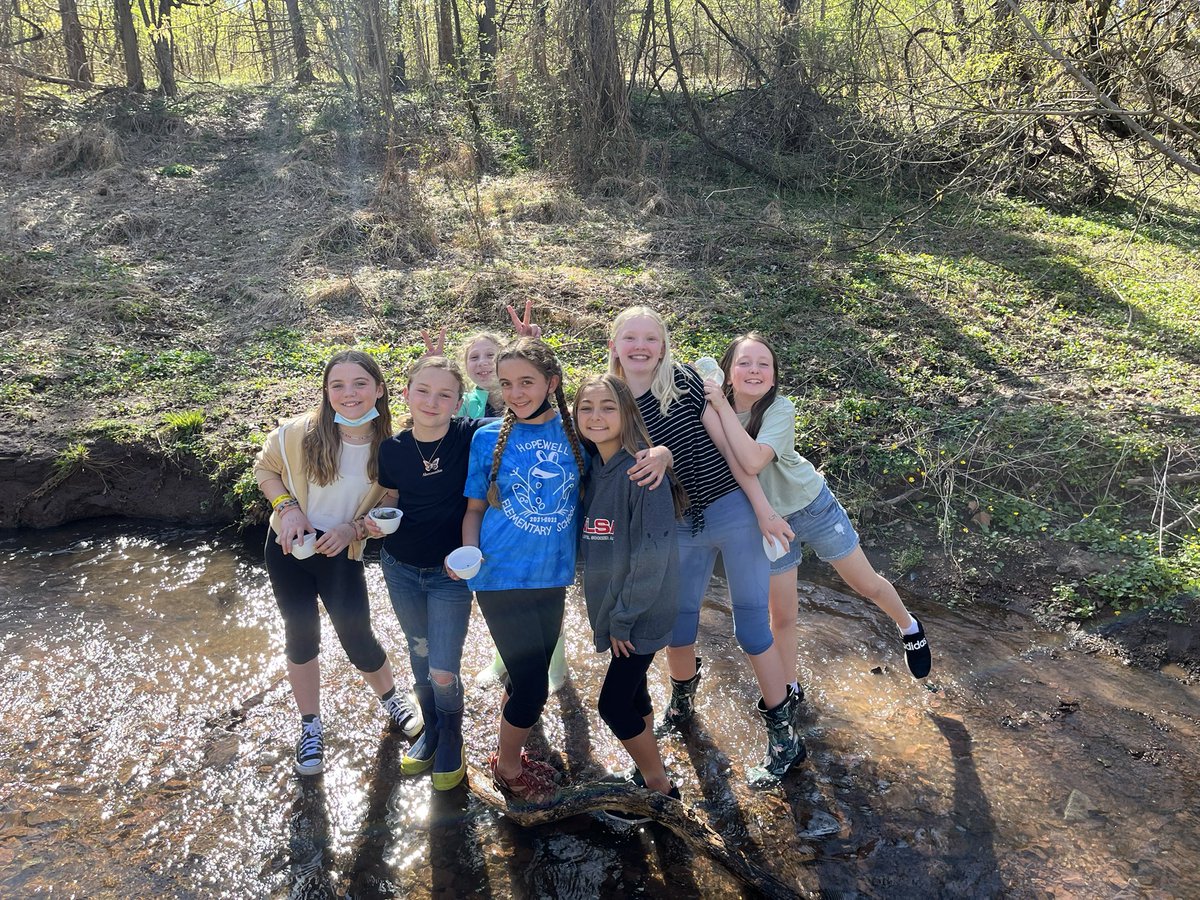 DrHydrogenHC's tweet photo. ๐Sometimes you just have one of those perfect afternoons with kids. It was today for me. ๐I loved being their teacher as they played with glee after school in the stream. #greenteam #outdooreducation #spring #streamstompers ๐ https://t.co/CIth3GamBo